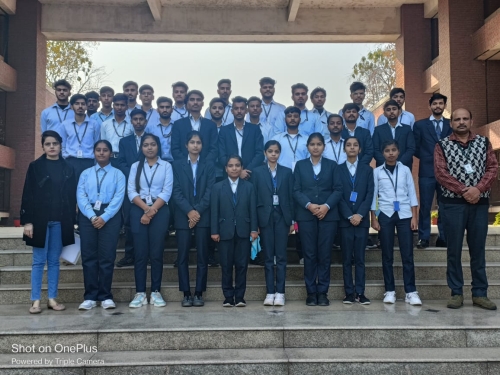 Industrial-Visit-of-Deptt.-of-Computer-Science-students-to-Space-Window-Pvt.-Ltd.-Mohali-5